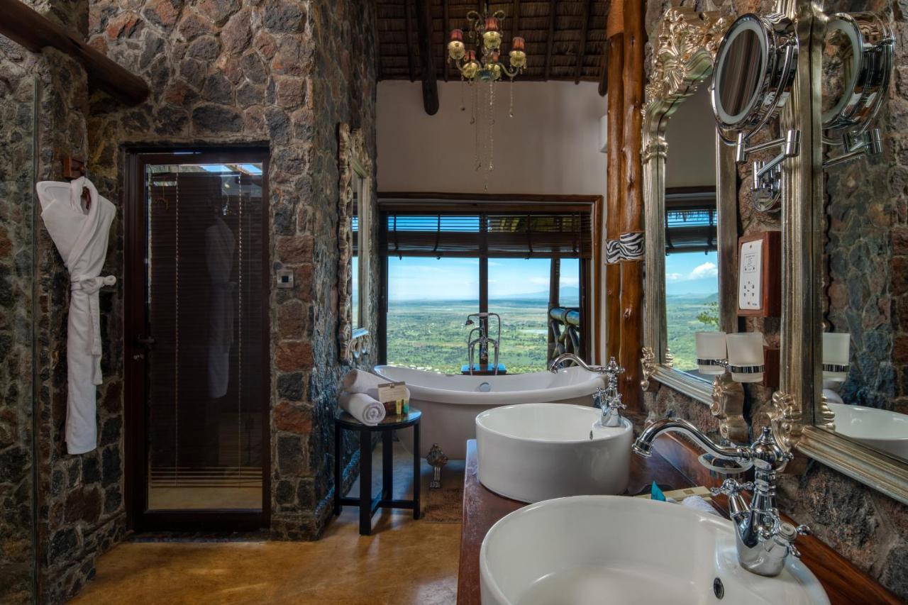 Lake Manyara Kilimamoja Lodge Mto wa Mbu Exterior photo